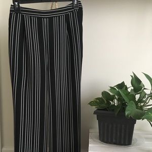 Wide leg pants